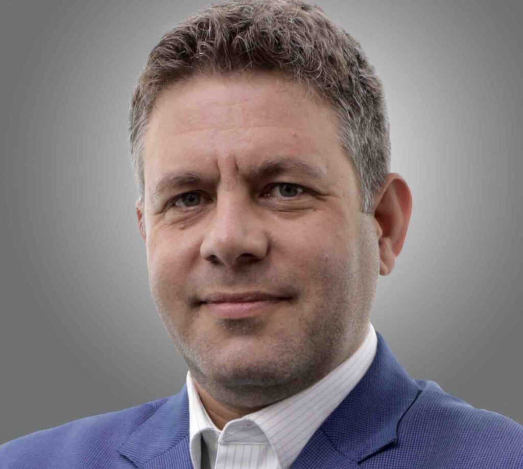 Arthur Kbejan co-founder VantoFX